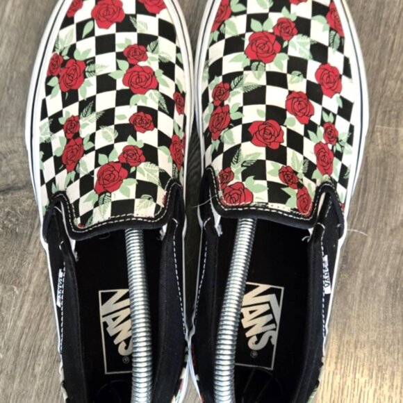 Vans Slip-On Checkerboard Red Rose Print Black White Skate 721356 US Size 9.5 - Picture 6 of 8